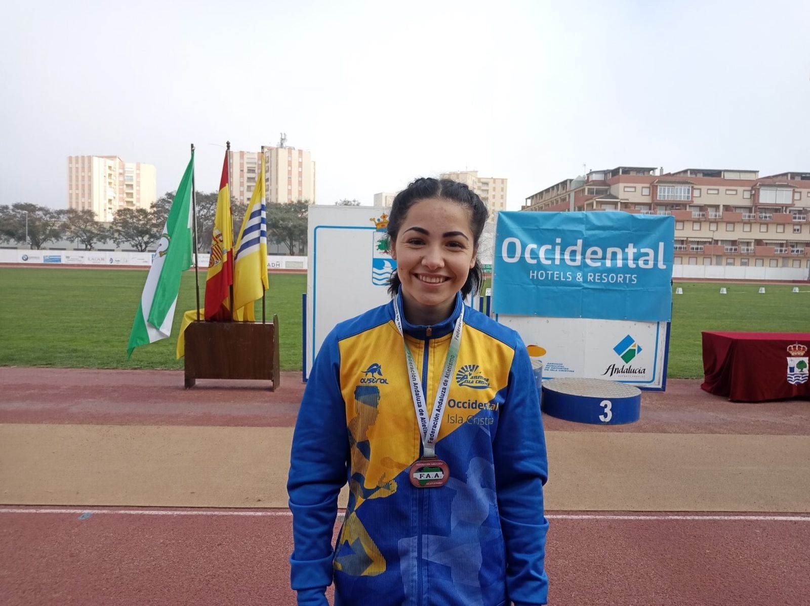Inés Sequera (en la foto en Isla)  ha aumentado su palmarés con dos nuevas medallas.