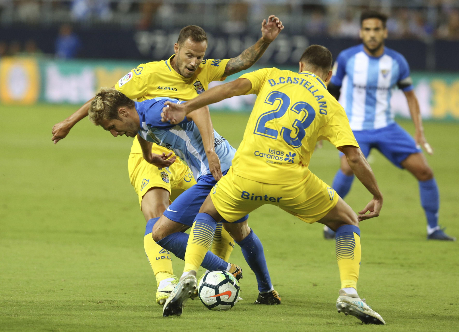 El Málaga CF-Las Palmas, en imágenes