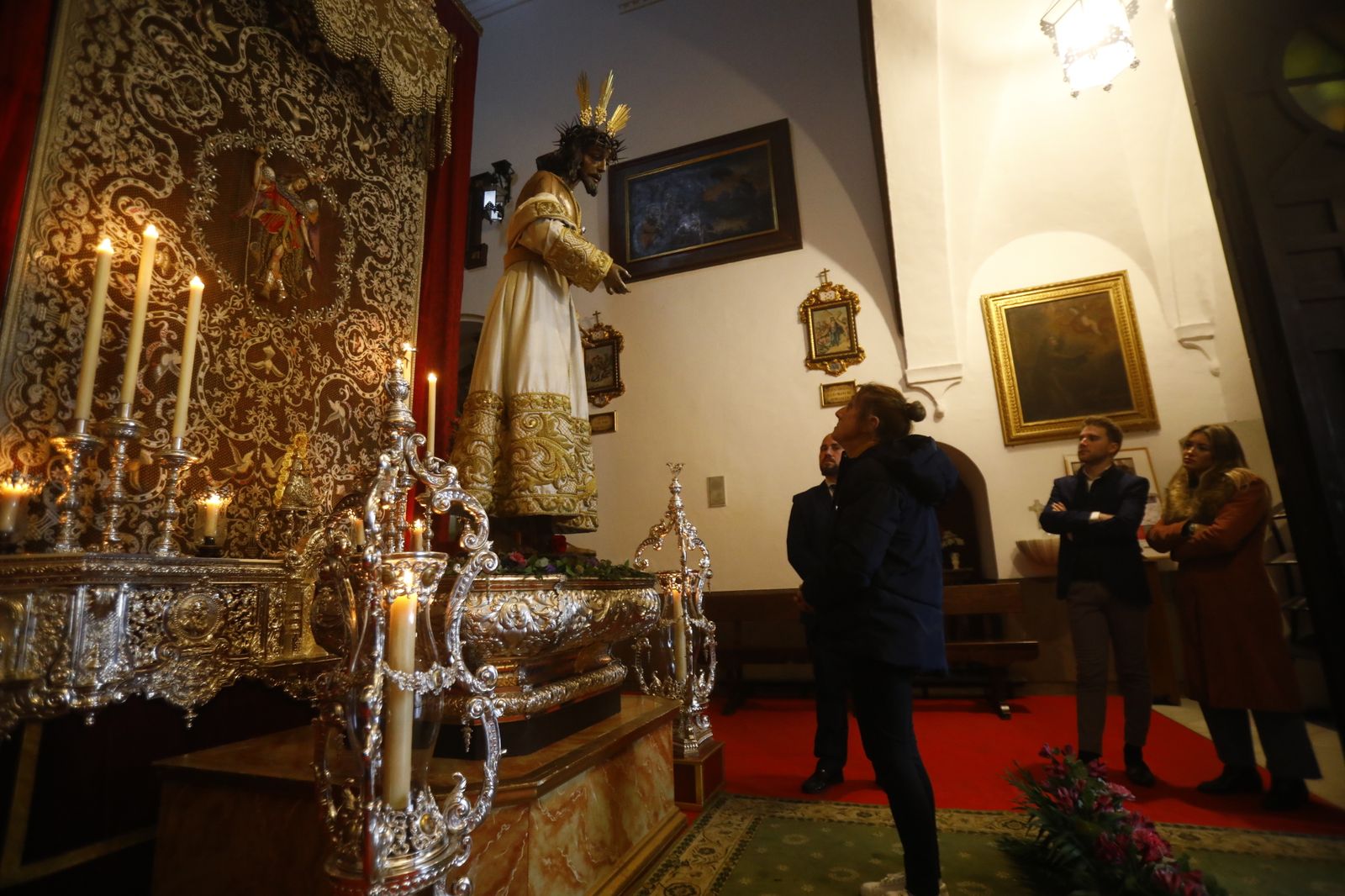 El besapiés el Señor de la Humildad y Paciencia de Córdoba, en imágenes