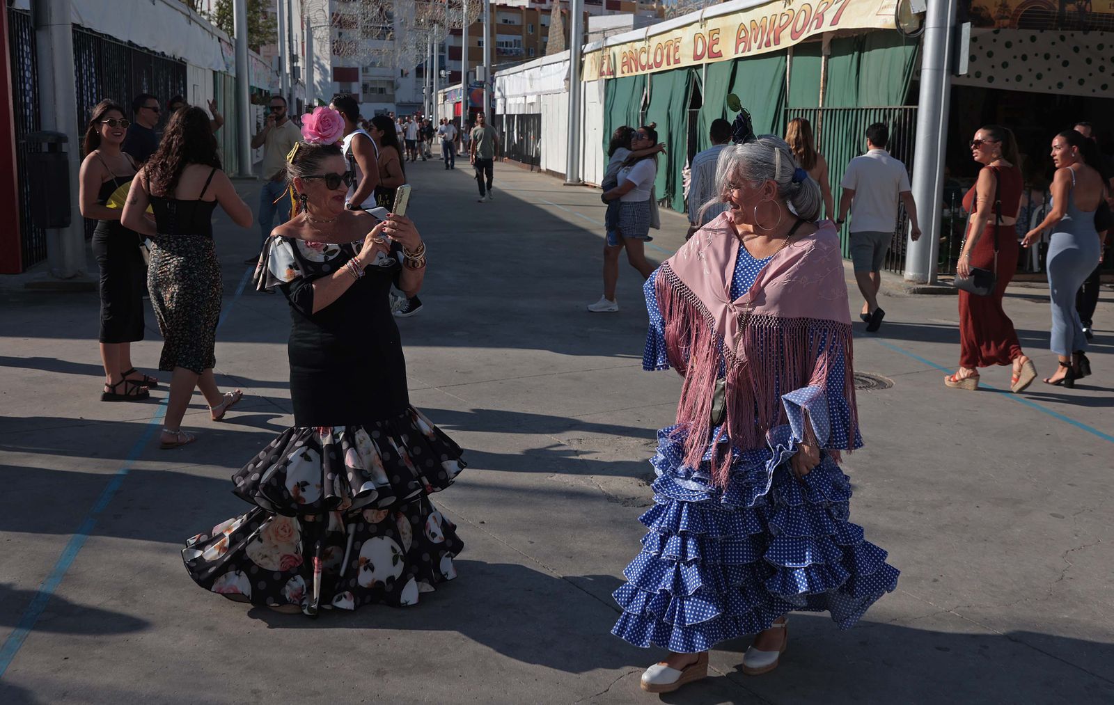 Búscate en las fotos del lunes en la Feria de Algeciras