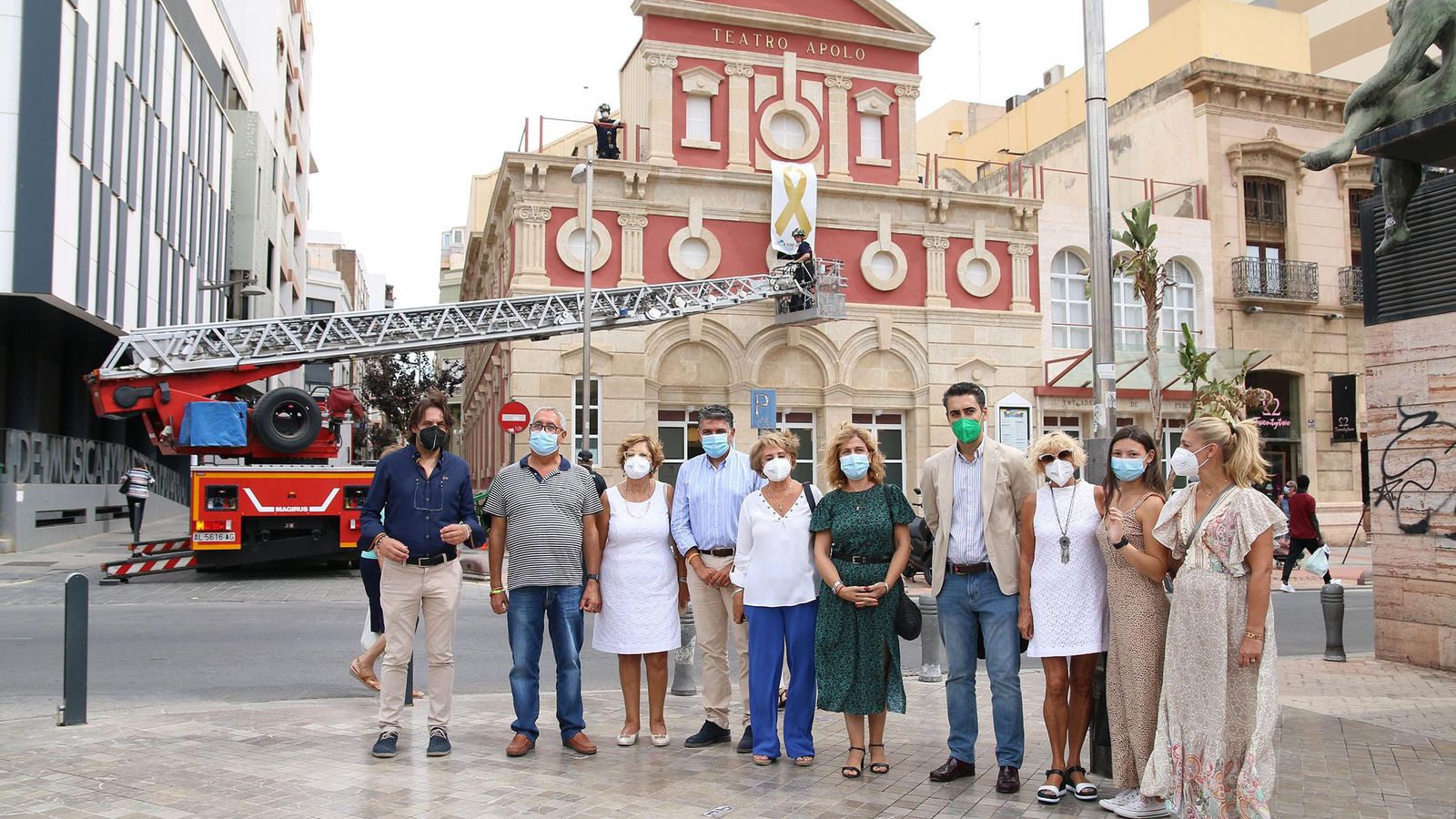 Lazo dorado en el Teatro Apolo.