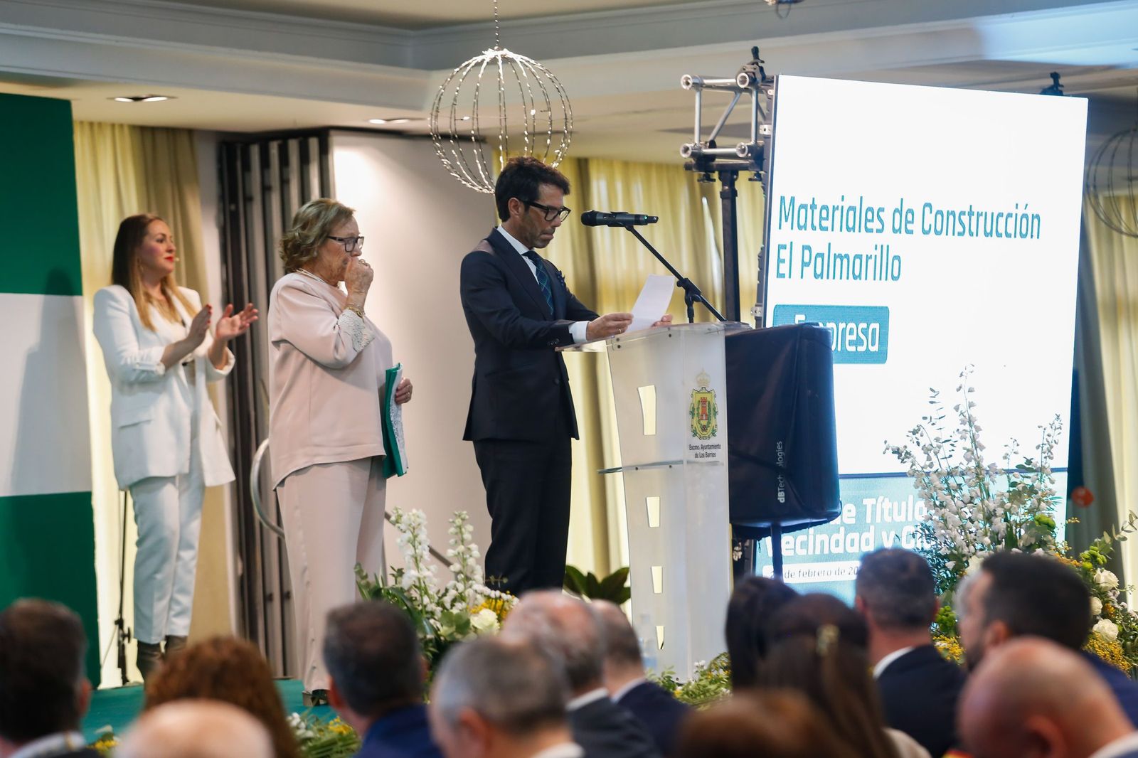 Fotos de la entrega de reconocimientos por el Día de Andalucía en Los Barrios