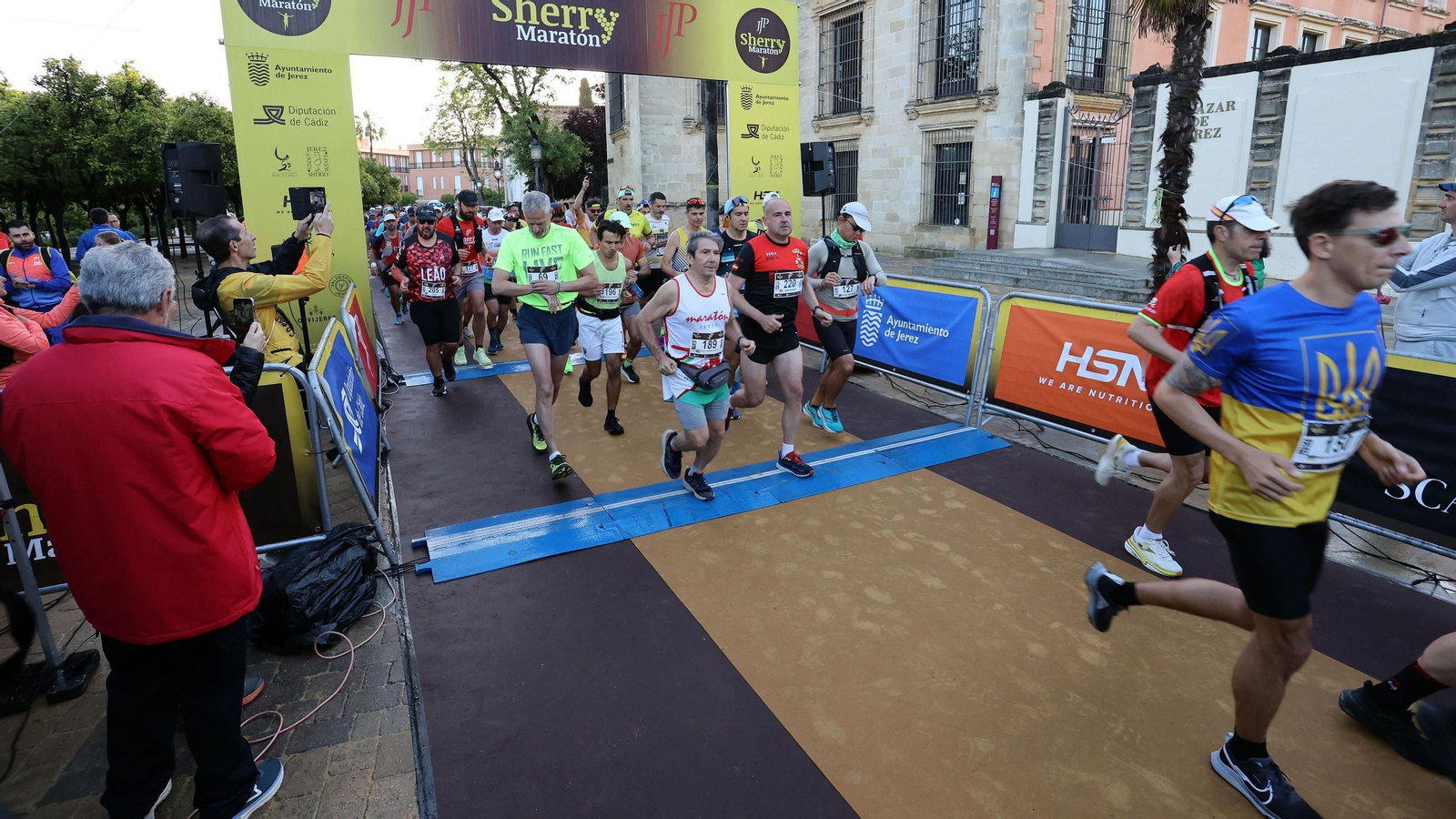 Búscate en la Sherry Maratón 2025 de Jerez (I)