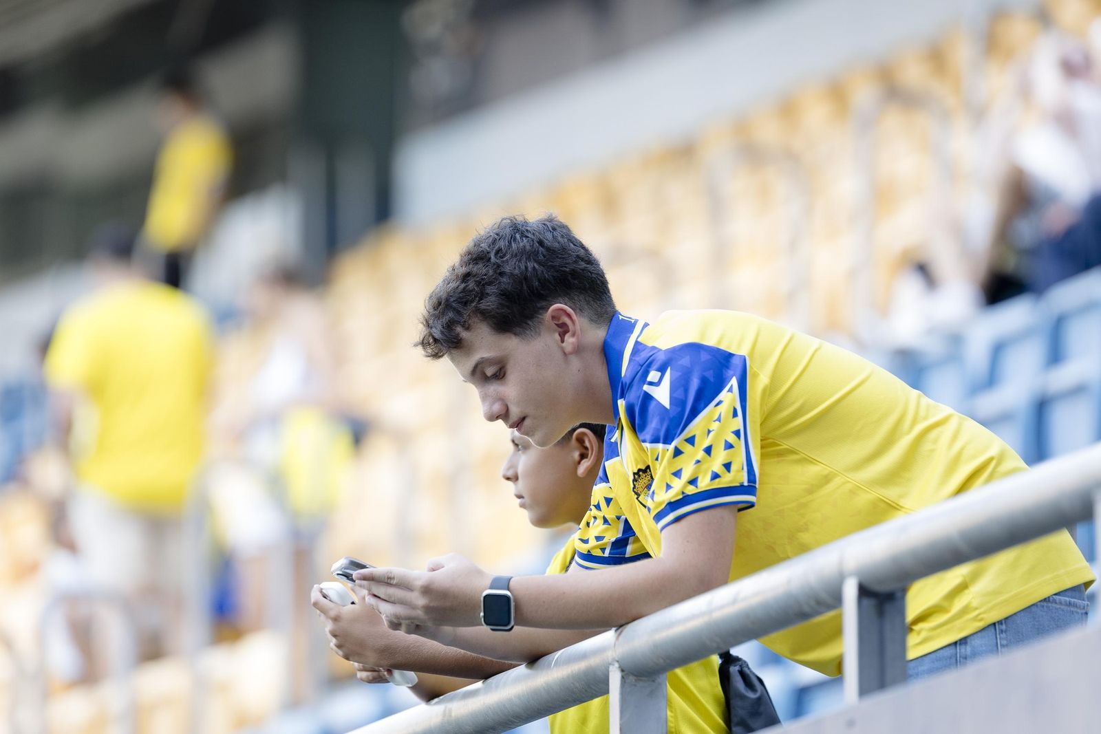 Búscate en las imágenes del primer partido del Cádiz CF- Mirandés
