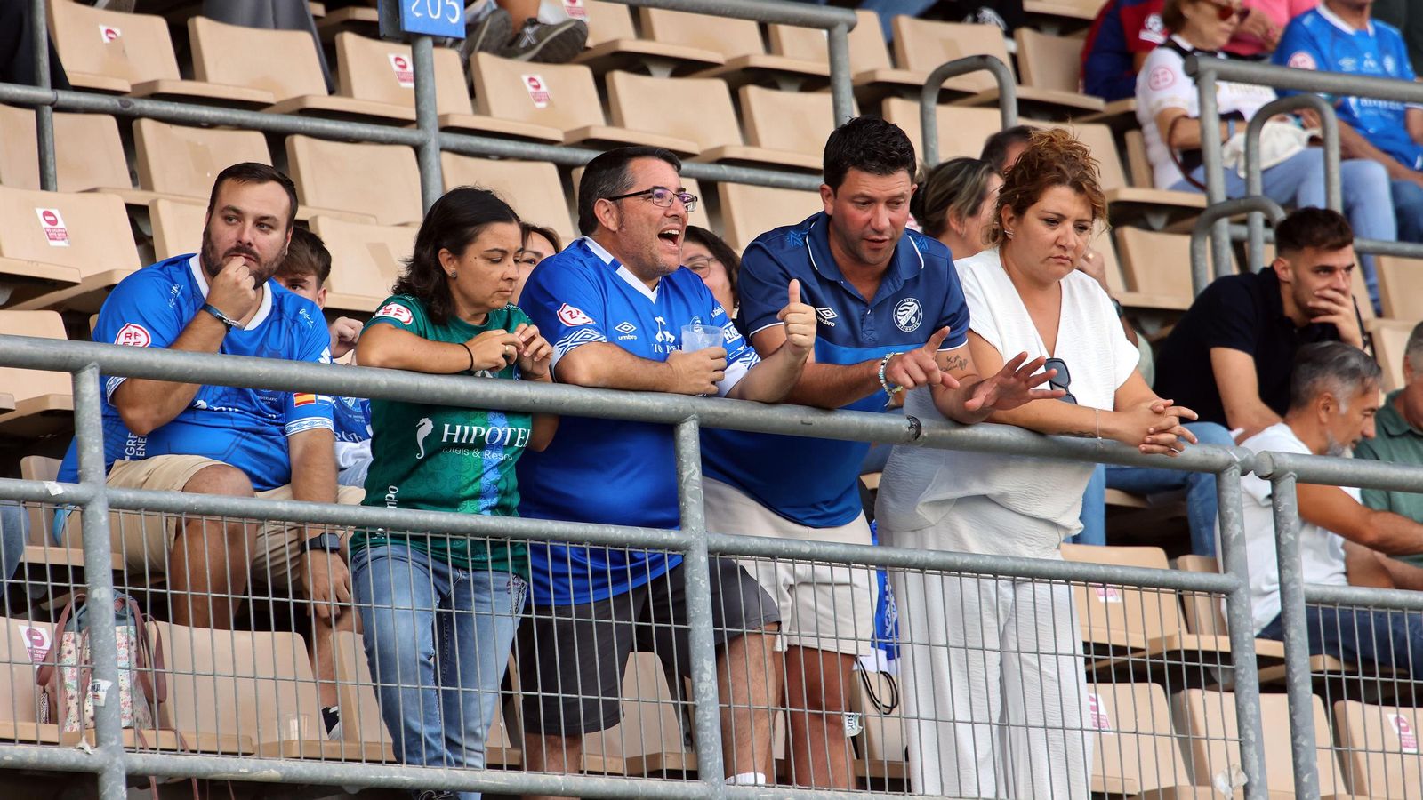 Búscate en el Xerez DFC contra Orihuela CF en Chapín