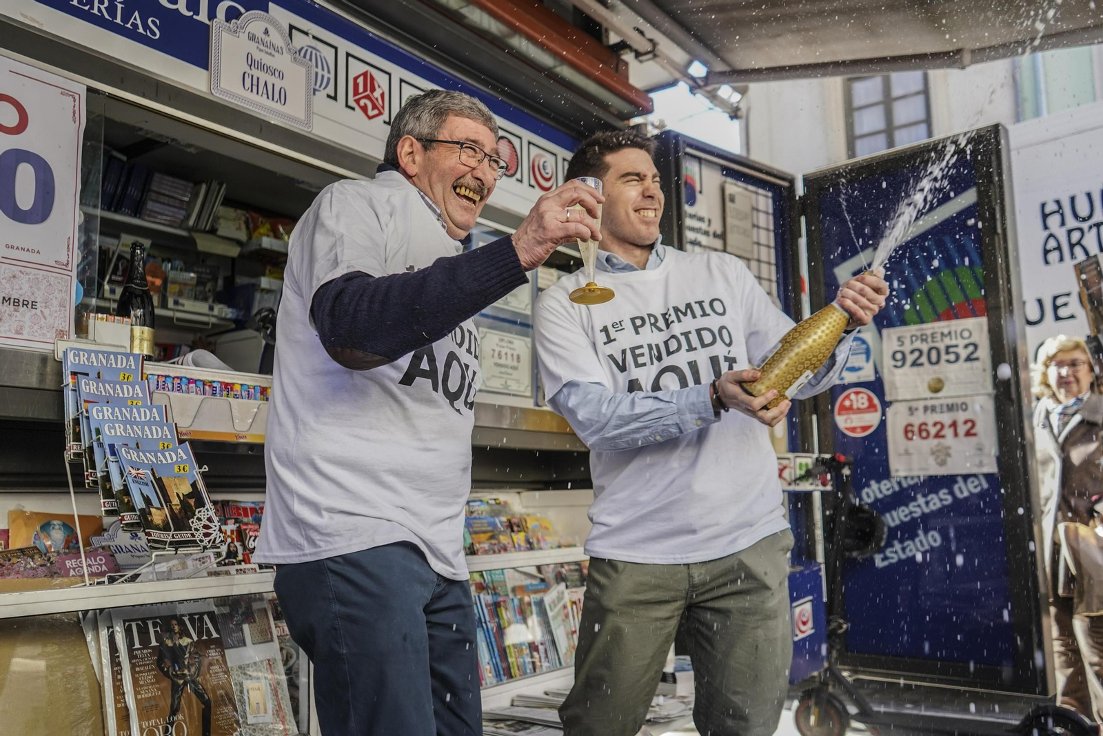 Así se ha celebrado el Gordo de la Lotería de Navidad en Granada capital