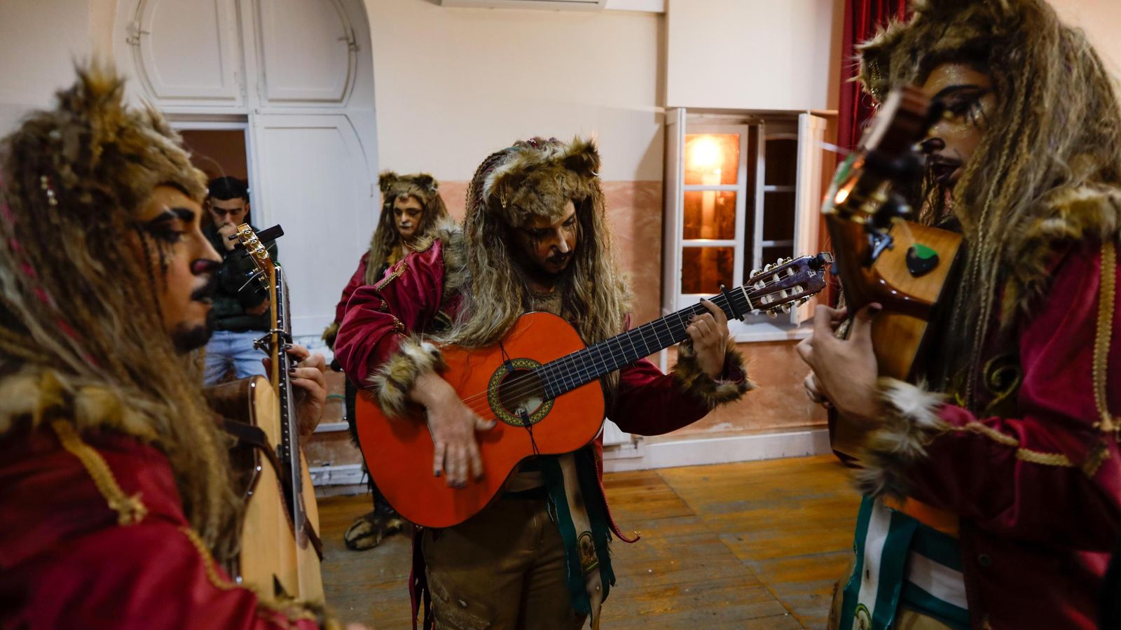 Búscate entre las mejores imágenes de la décima sesión de preliminares del COAC 2025