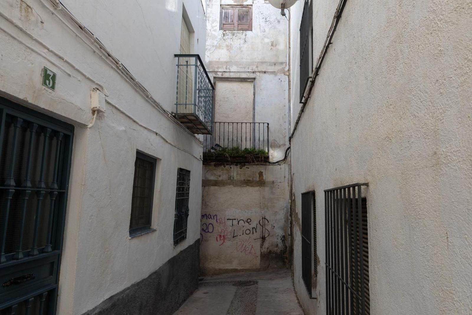 ¿Qué secretos esconde la calle más estrecha de Jaén?