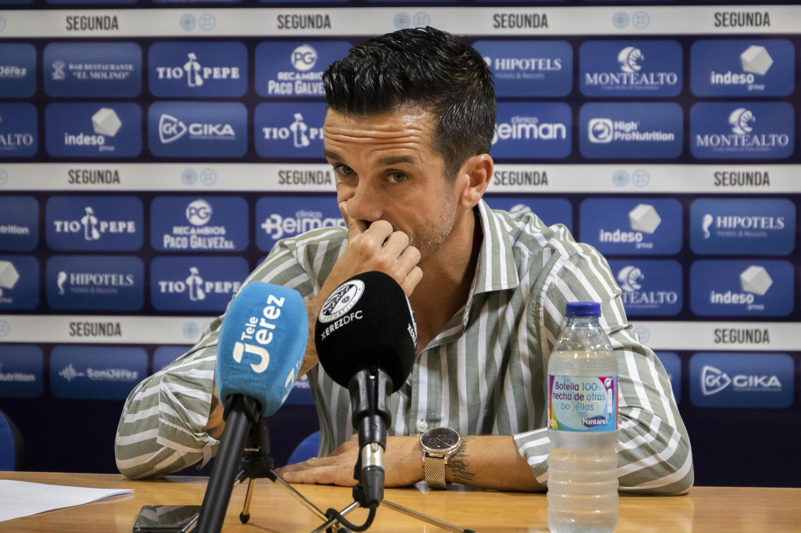 Bello se ha emocionado en varios momentos de la rueda de prensa. Bello se ha emocionado en varios momentos de la rueda de prensa.