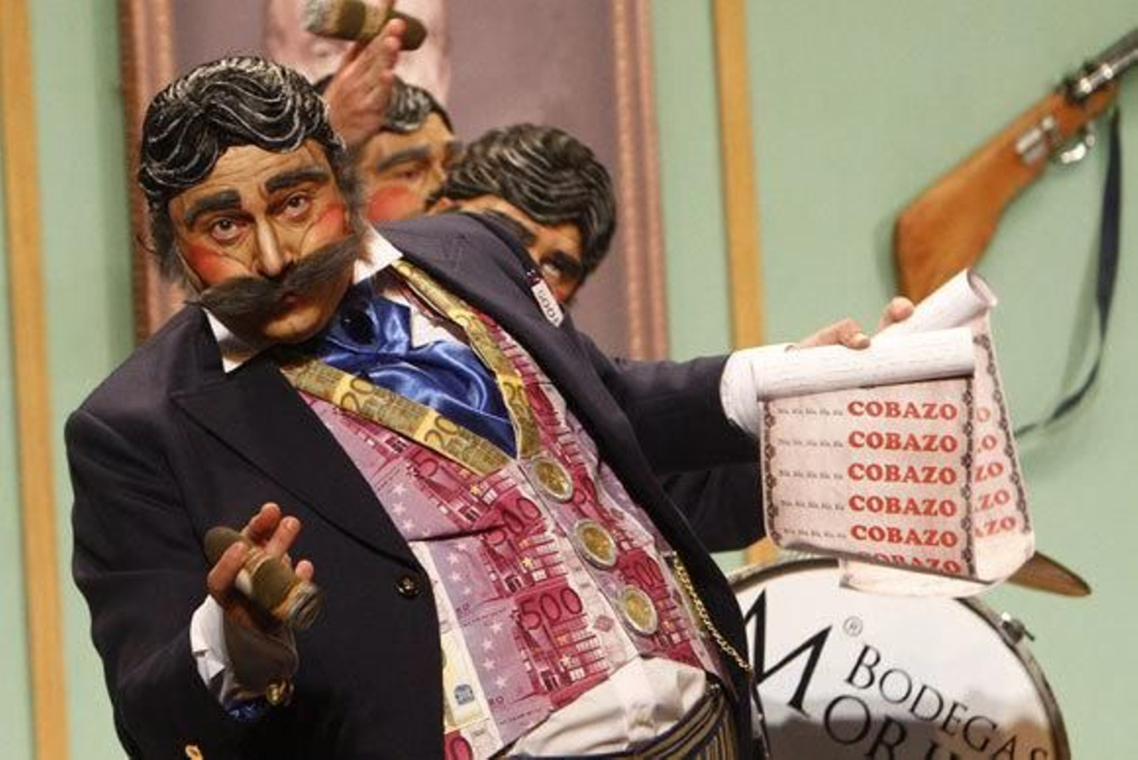 Peleles y banqueros ganan crédito en la primera noche de cuartos