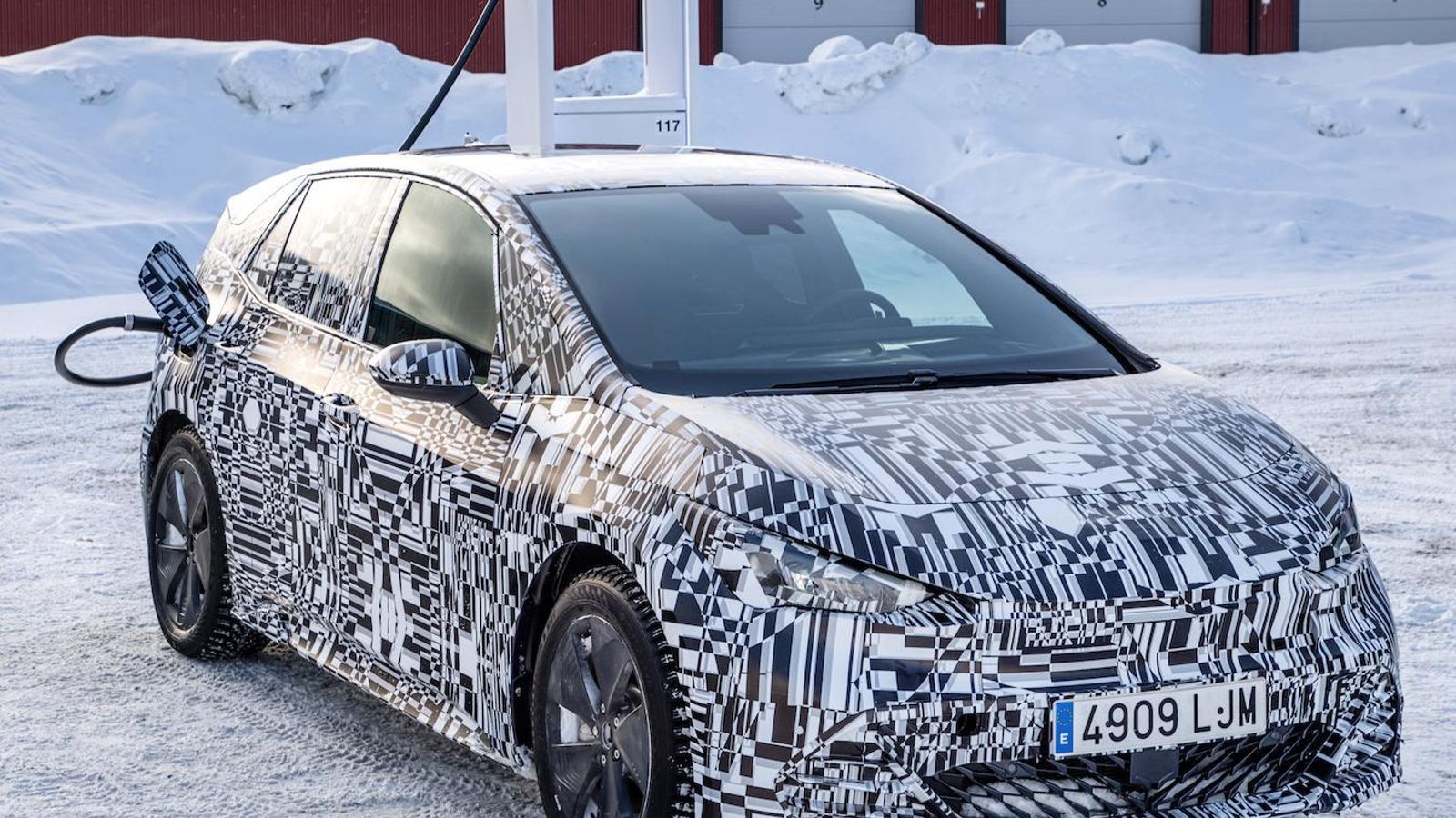 El Born ya está ultimando sus test de cara a la inminente presentación del modelo de producción.