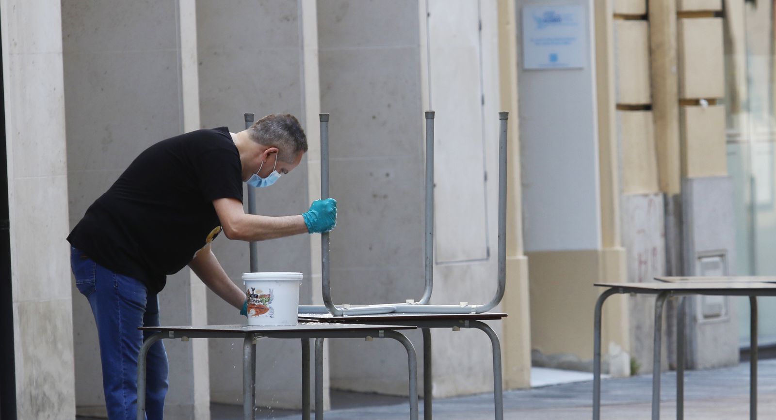 El primer día con mascarilla obligatoria en Córdoba, en fotografías