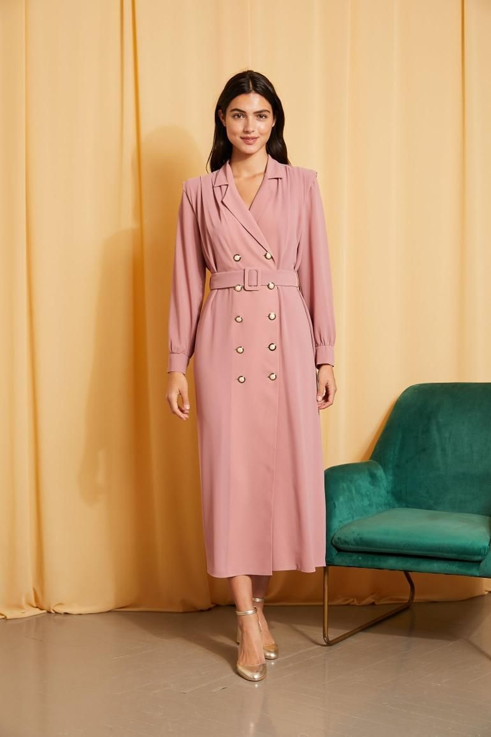 Vestido de invitada de Bimani 13.