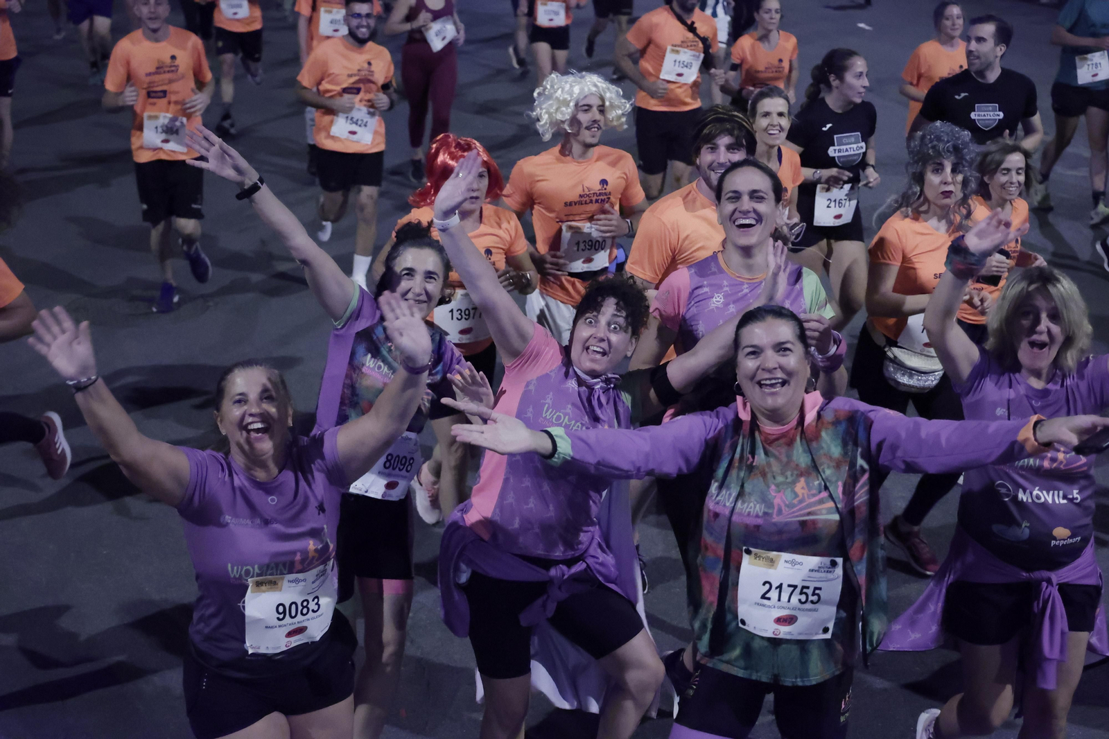 Búscate en la Carrera Nocturna de Sevilla (8)