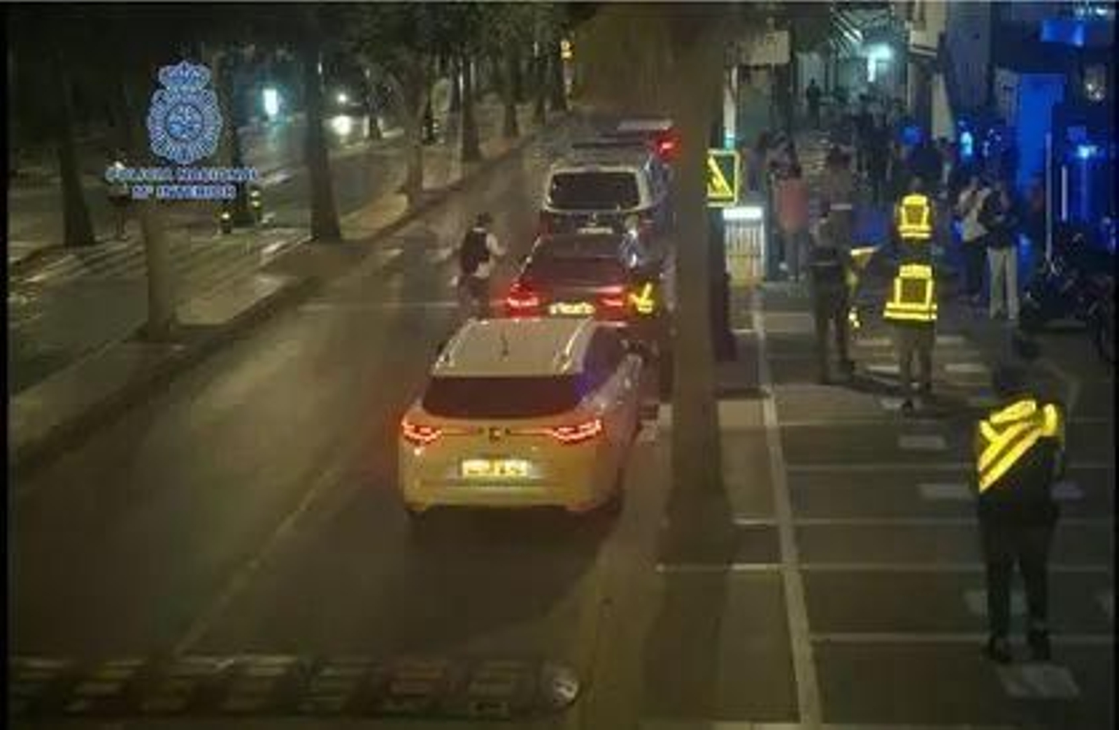 La Policía Nacional inspecciona dos locales de ocio en Puerto Banús y denuncia a una docena de personas por tenencia de estupefacientes