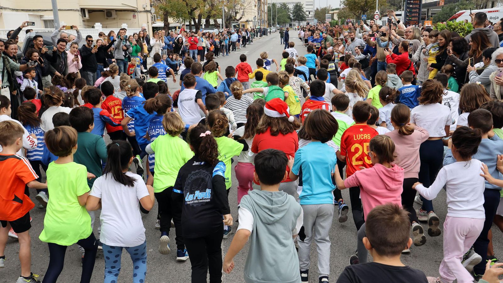 Búscate en la 4ª carrera infantil benéfica Bomberos de Jerez 2024