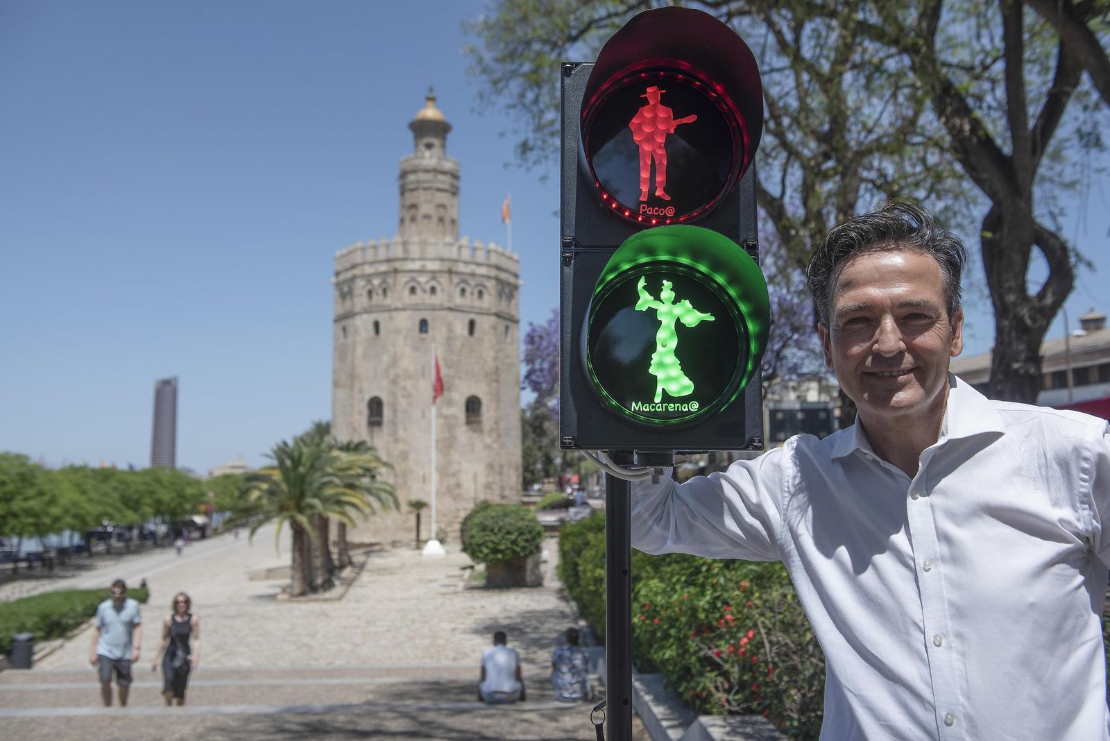 Javier Alba, creador de los semáforos flamencos de Sevilla y denunciante del caso