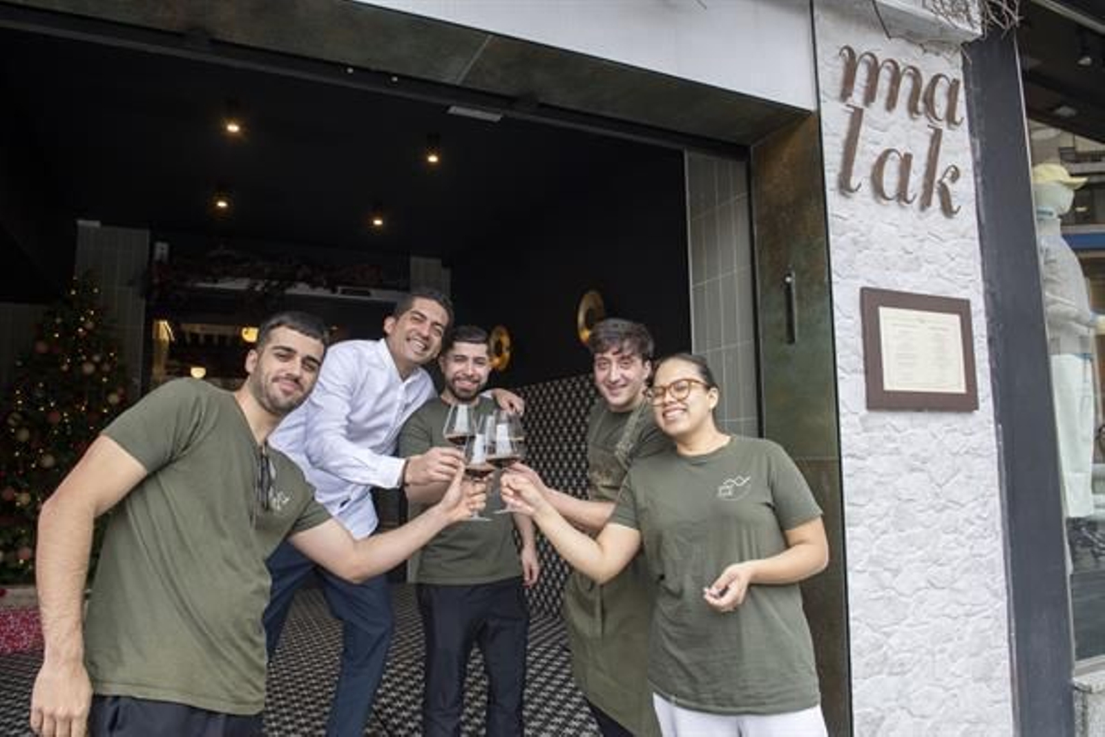 Celebración del equipo Malak, en Jaén.