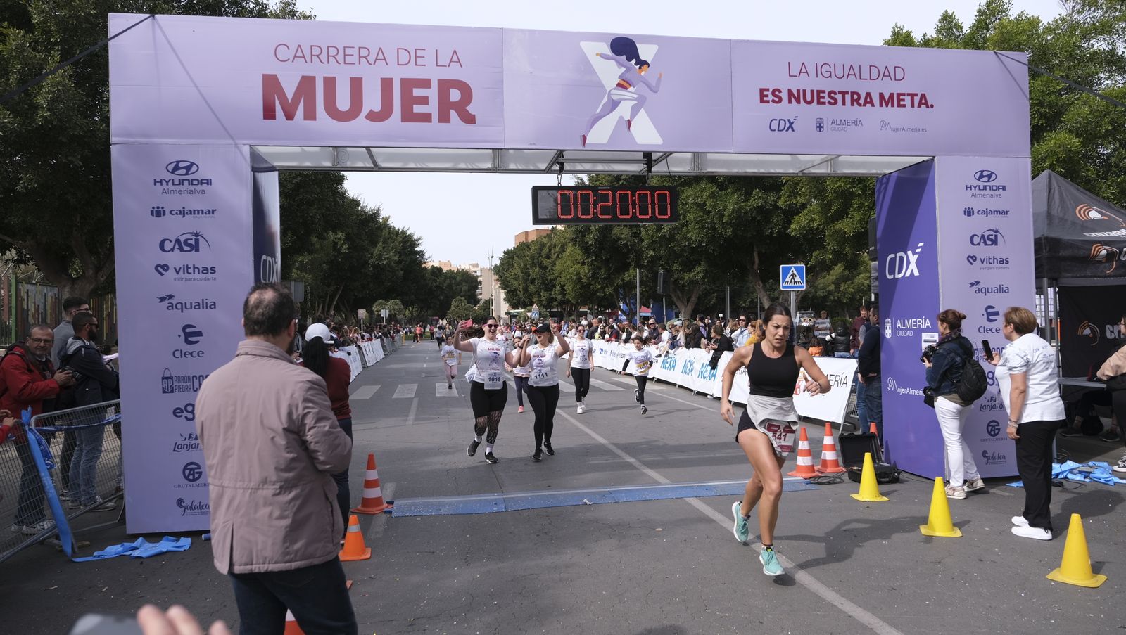 Imágenes de la Carrera de la Mujer 2023 en Almería
