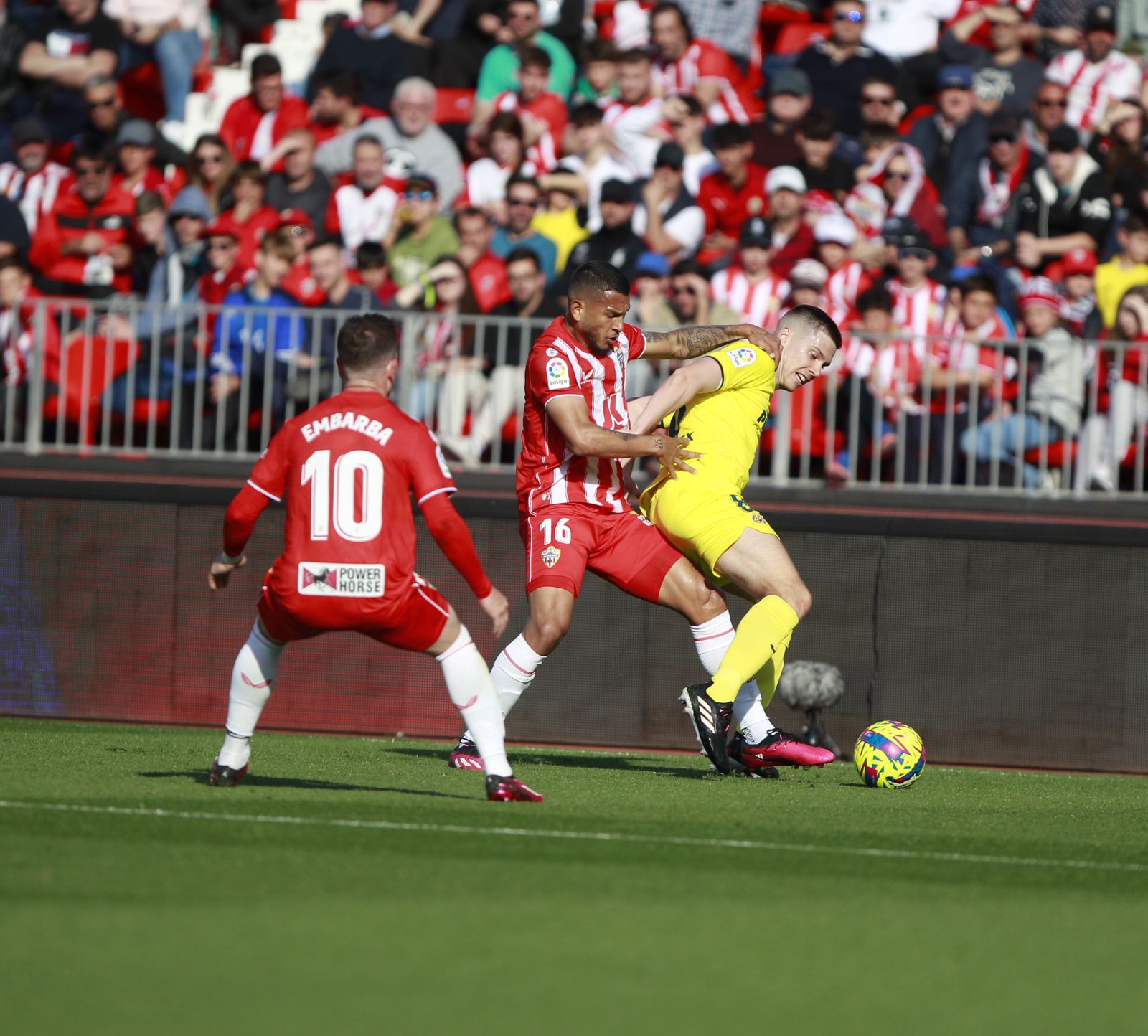 Imágenes de la derrota de la U.D. Almería ante el Villarreal por 0 a 2