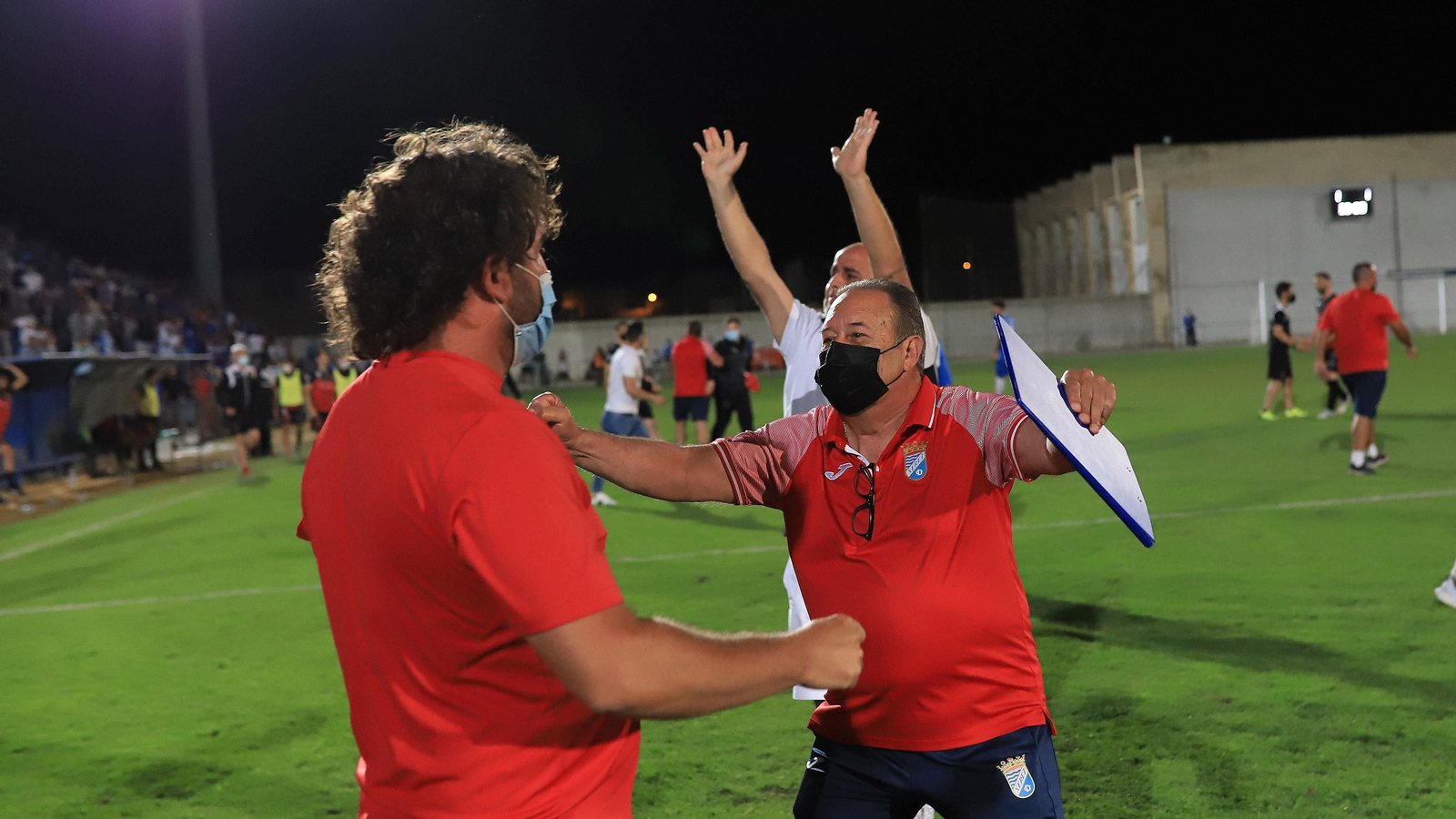 Imágenes de la semifinal por el ascenso entre el  Xerez CD - Puente Genil
