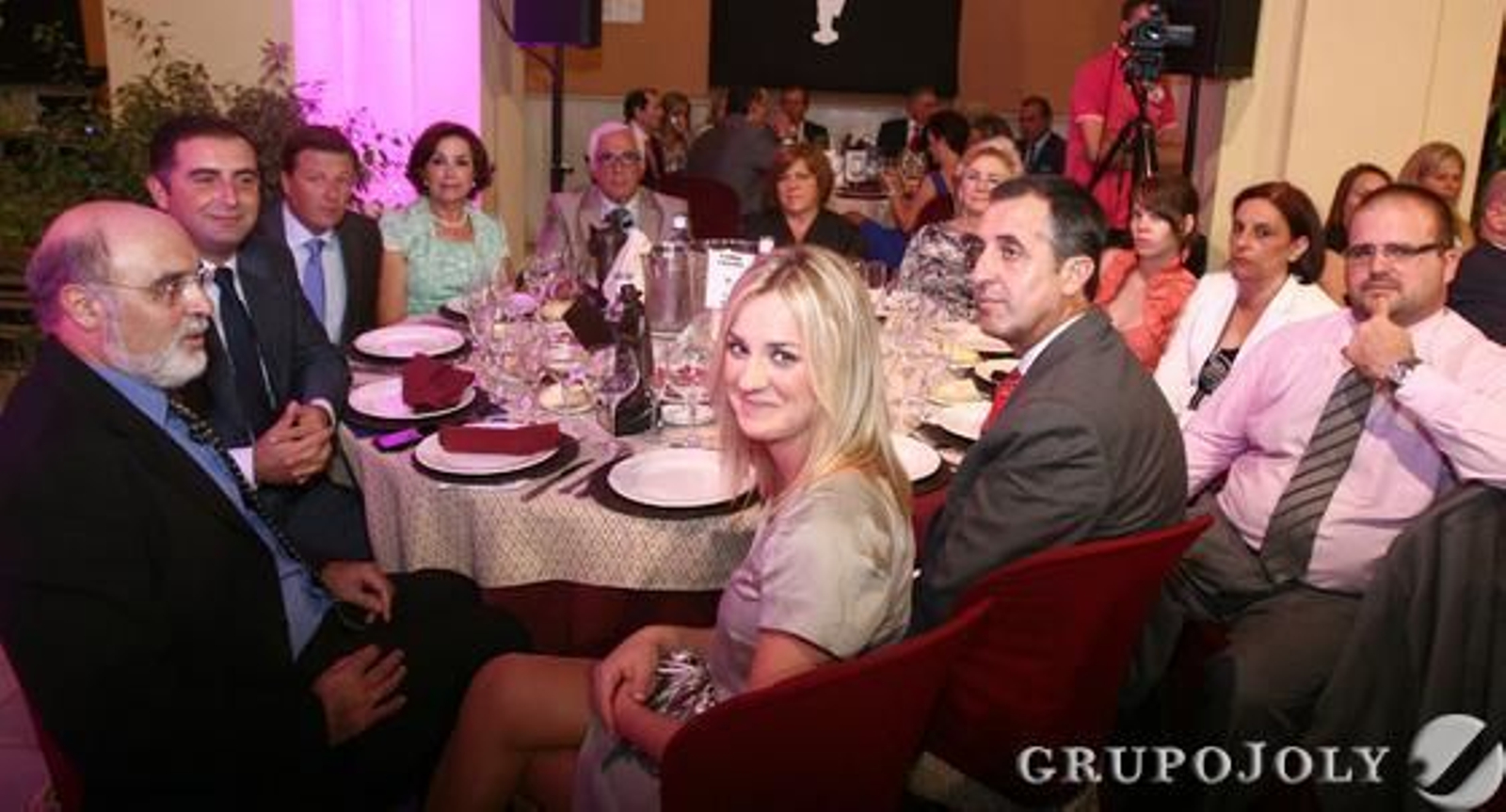 Antonio Ramírez Almanza, Gustavo Cuéllar, Manuel Vázquez, Carmen Romero, Manuel Pérez, Margarita Gómez, Josefa Pereles, Vanesa García, Pepi del Pino, Diego Méndez Bravo, José Antonio Rodríguez Andújar y Eva Rodríguez. 

Foto: Josue Correa