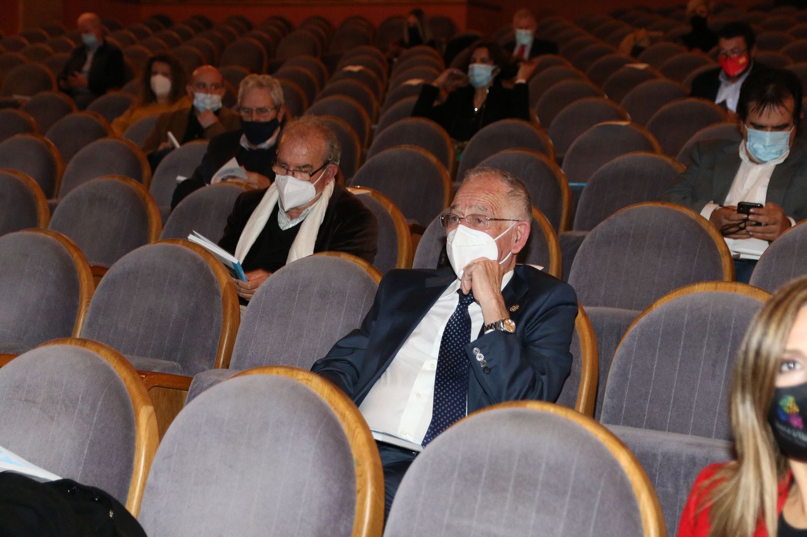 Fotogalería presentación libro '103 Recetas para una Capitalidad'. Almería