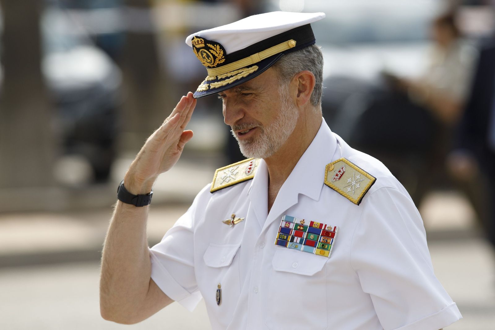 Las Fuerzas Armadas desembarcan en Motril: buques, paracaidistas y helicópteros en primera línea de playa