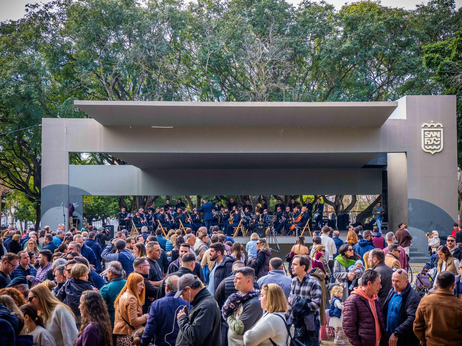 Sones cofrades en el Parque: celebrado el certamen de bandas de Nazareno en San Fernando