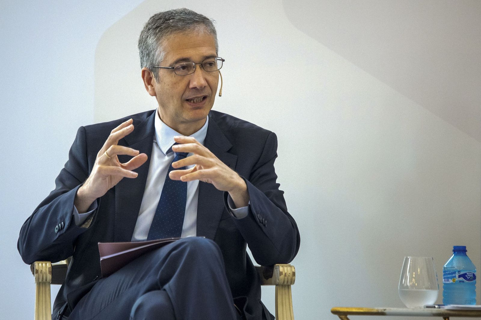 Pablo Hernández de Cos, gobernador del Banco de España, en un coloquio este martes en Logroño