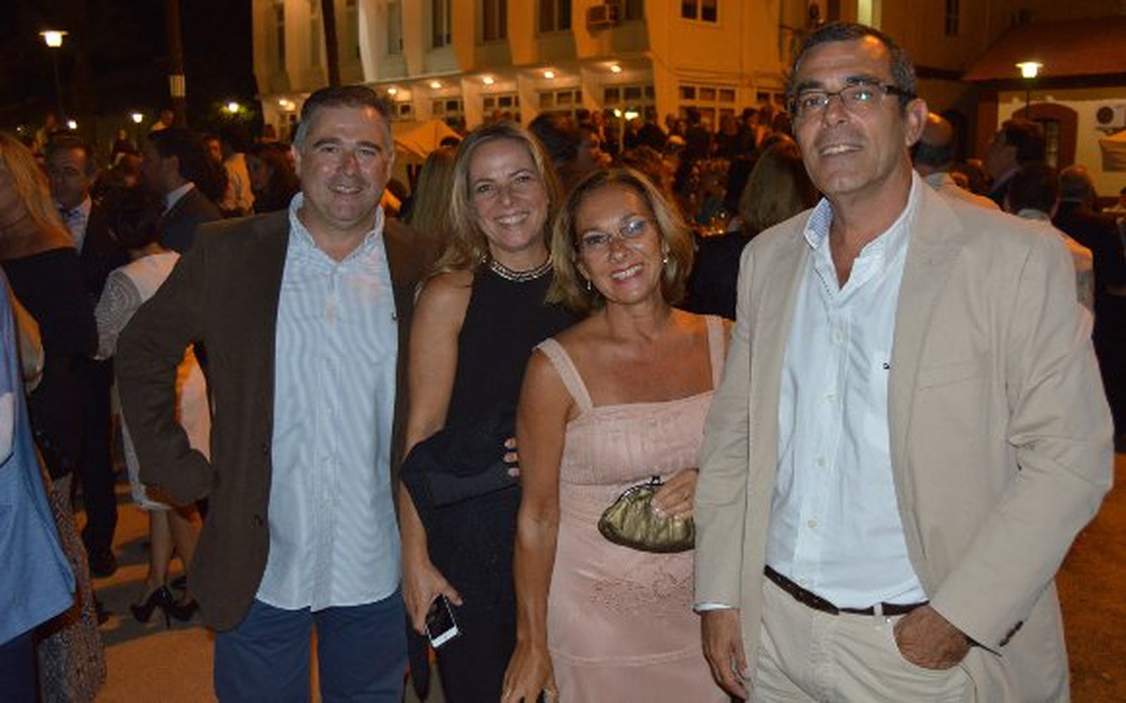 Francisco Andreu, Alicia Sierra, Paula Fernández y Francisco Sibón, acudieron juntos al acto.

Foto: Ignacio Casas de Ciria