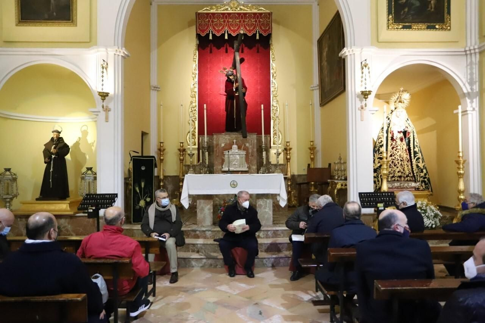 El Consejo de Cofradías reunió a los hermanos mayores en la iglesia de Jesús del Calvario.