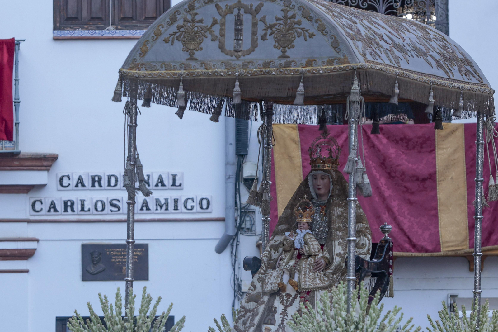 La procesión de la Virgen de los Reyes en imágenes