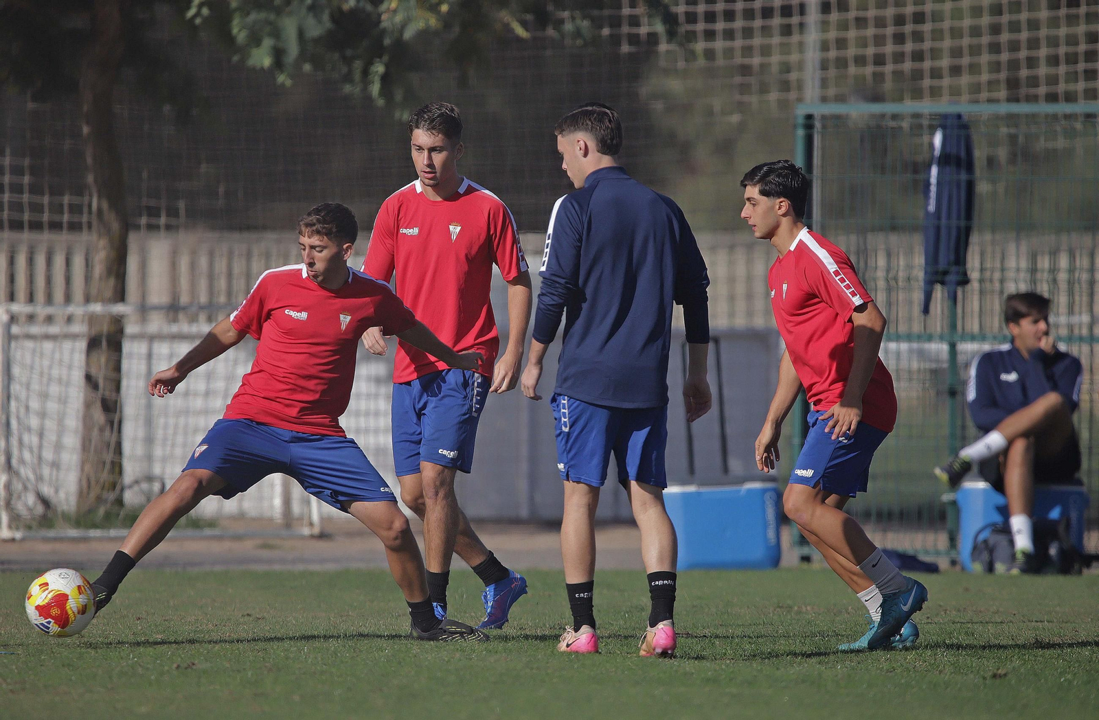Fotos del entrenamiento del Algeciras CF previo al próximo partido de liga contra Antequera CF