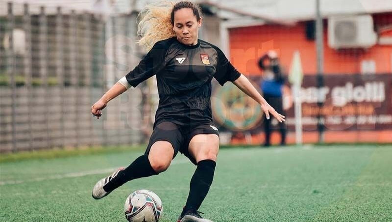 Eva Madarang, en un partido con la Roma.