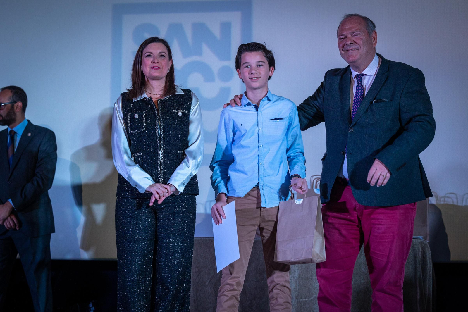 Imágenes de la entrega de premios académicos en San Fernando