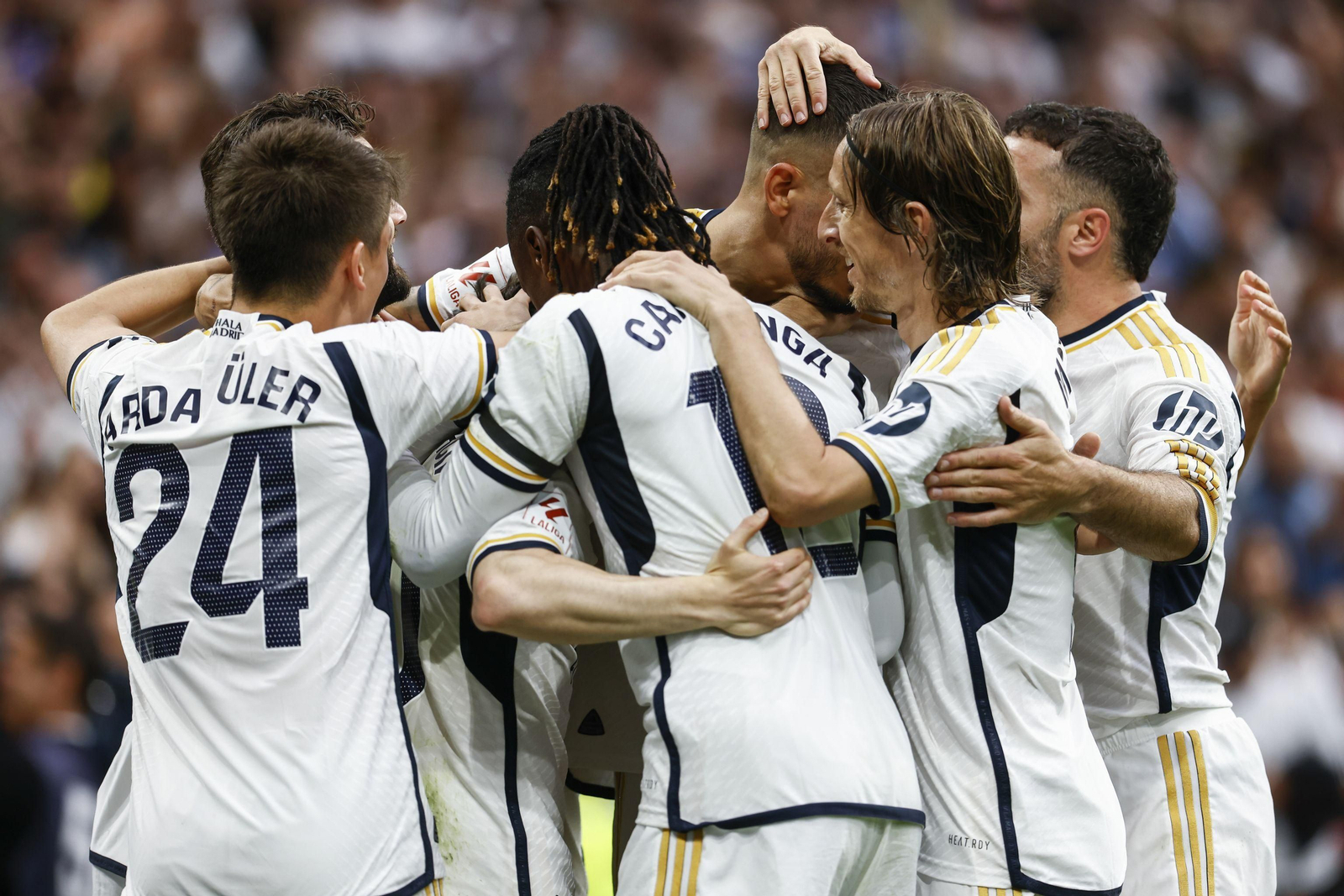 Los jugadores del Real celebran uno de los goles marcados ante el Cádiz