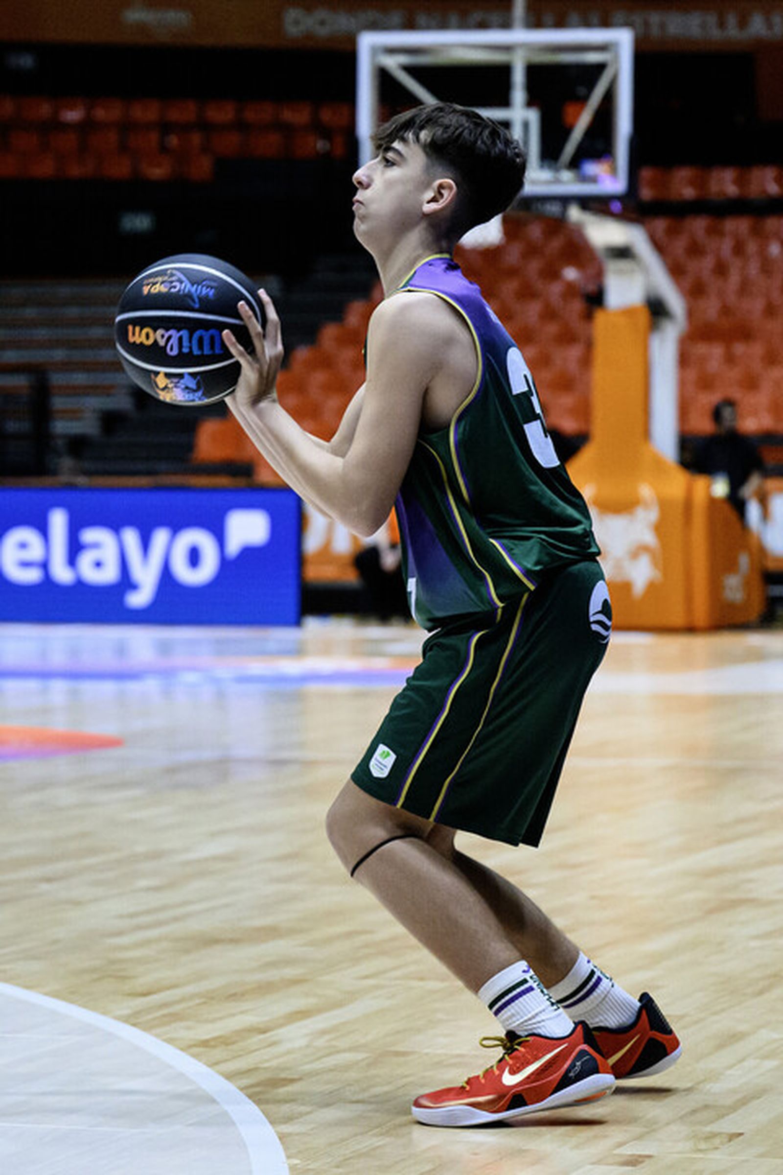 El Valencia Basket vence al Unicaja en el estreno de la Minicopa Endesa 2026