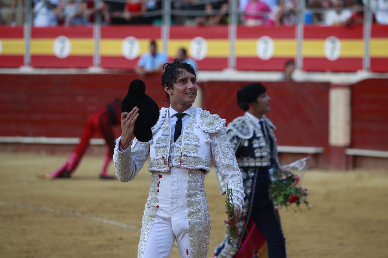 Imágenes del triunfo del torero almeriense Jorge Martínez el día de su alternativa