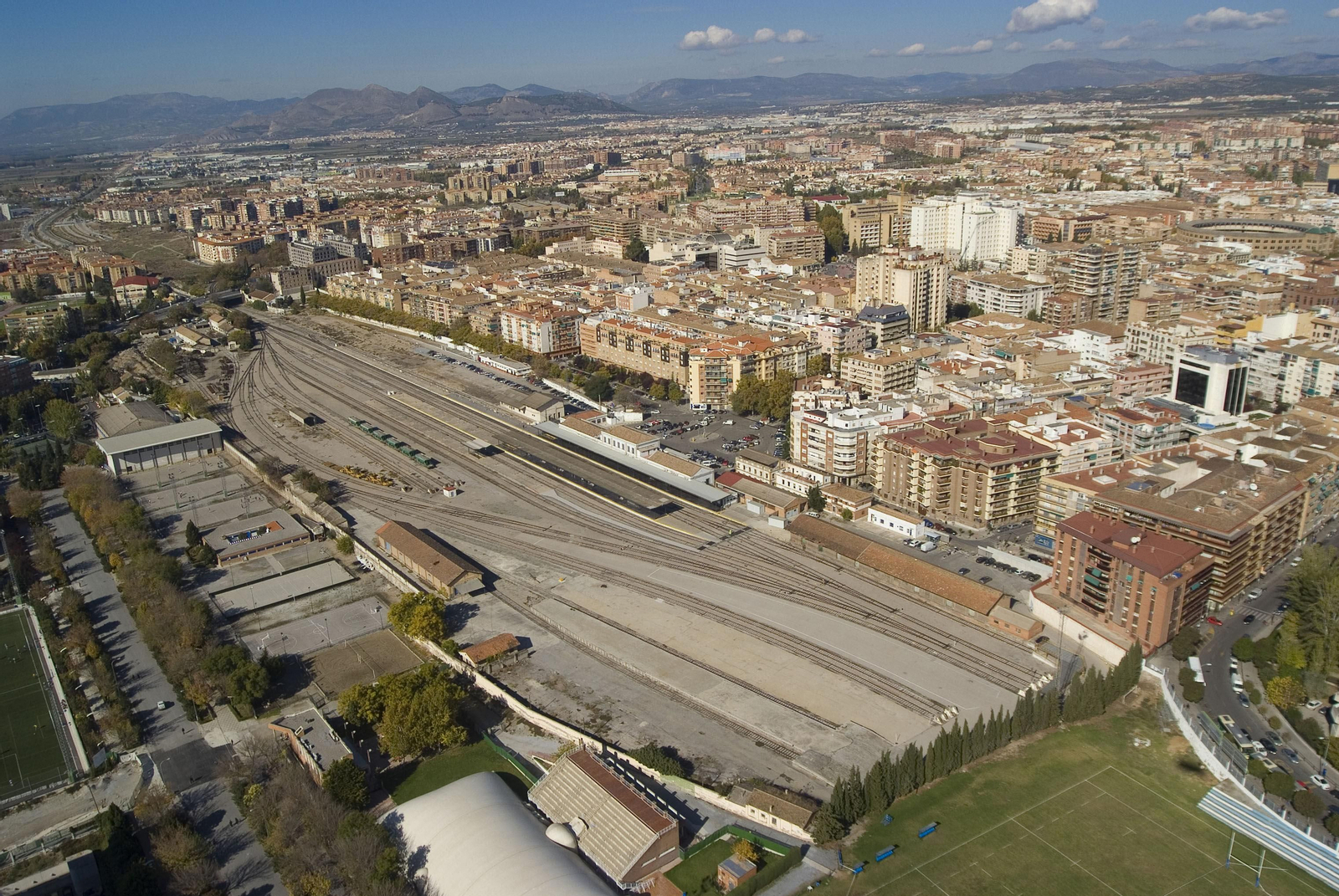 Estación del aveUn plan que triplica el suelo lucrativo