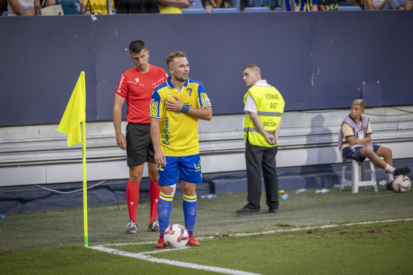 Las imágenes del Cádiz CF-Racing de Ferrol