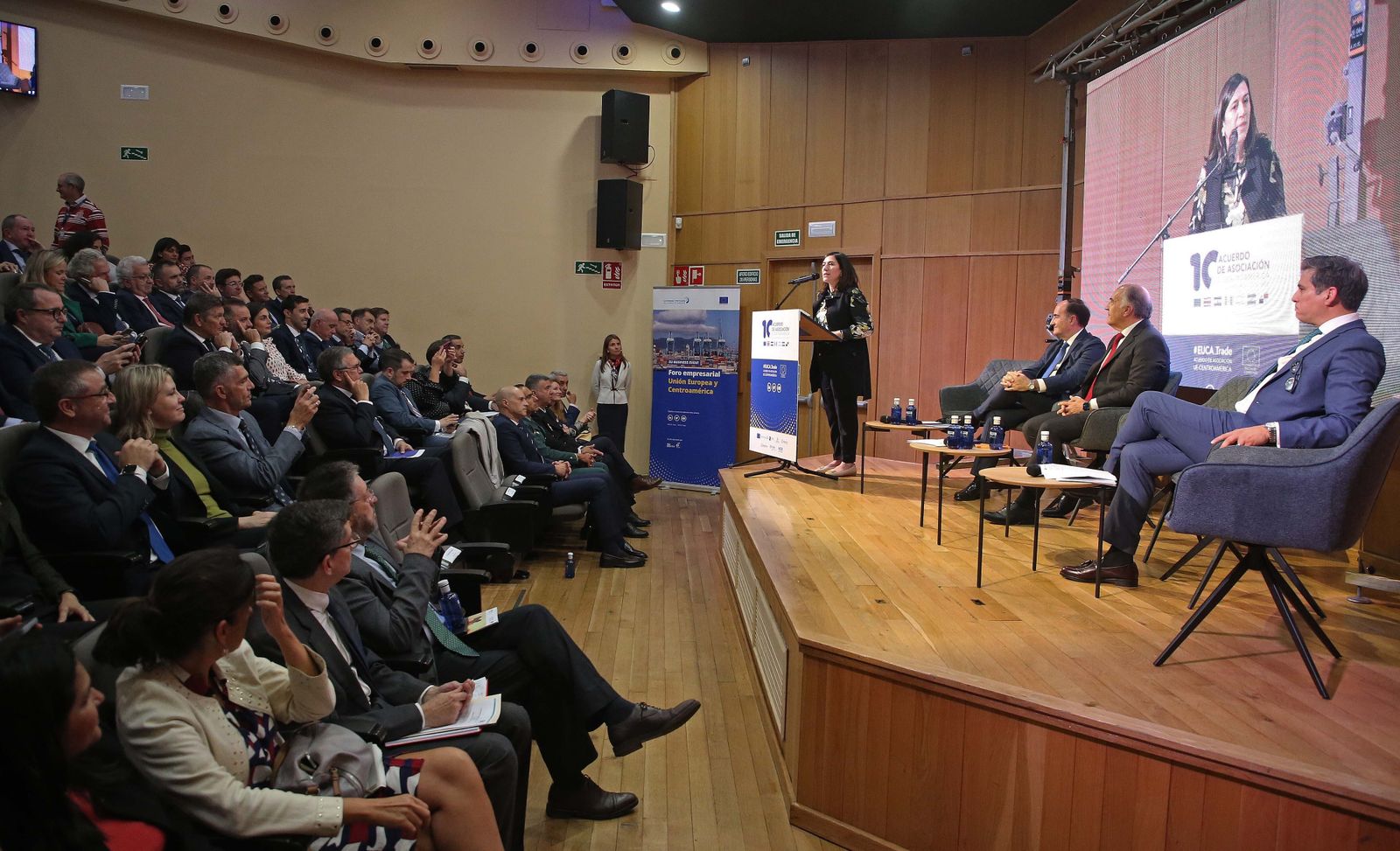 Imágenes del Foro Empresarial Unión Europea y Centroamérica en Algeciras