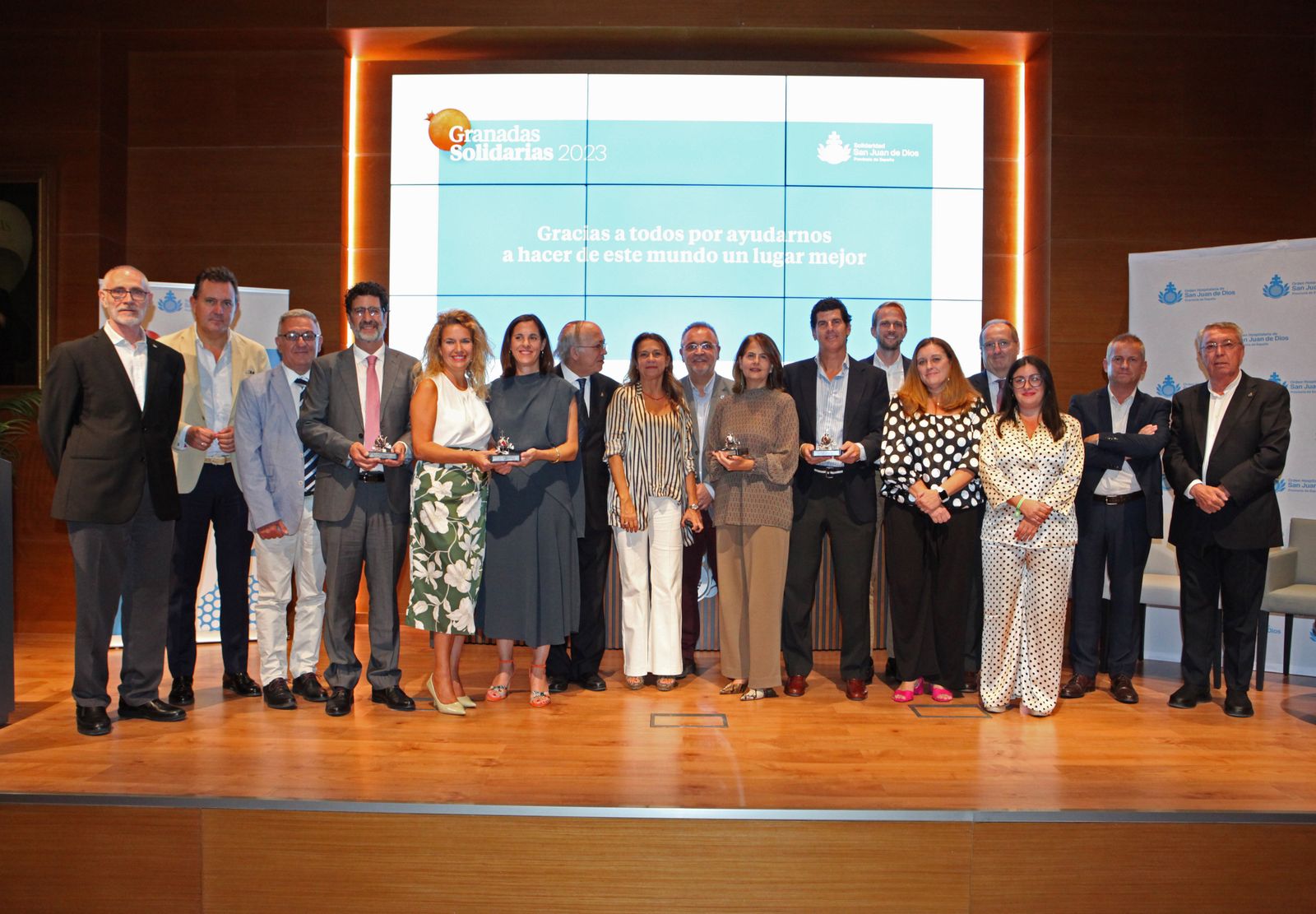 Entrega de las Granadas solidarias en San Juan de Dios