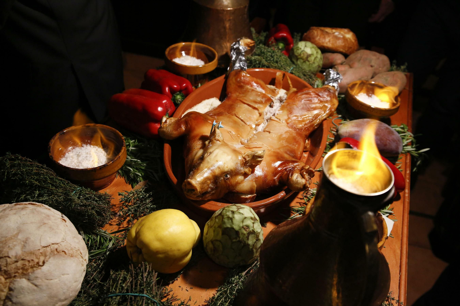 El cochinillo, una tradición en las jornadas gastronómicas de Las Tinajas.