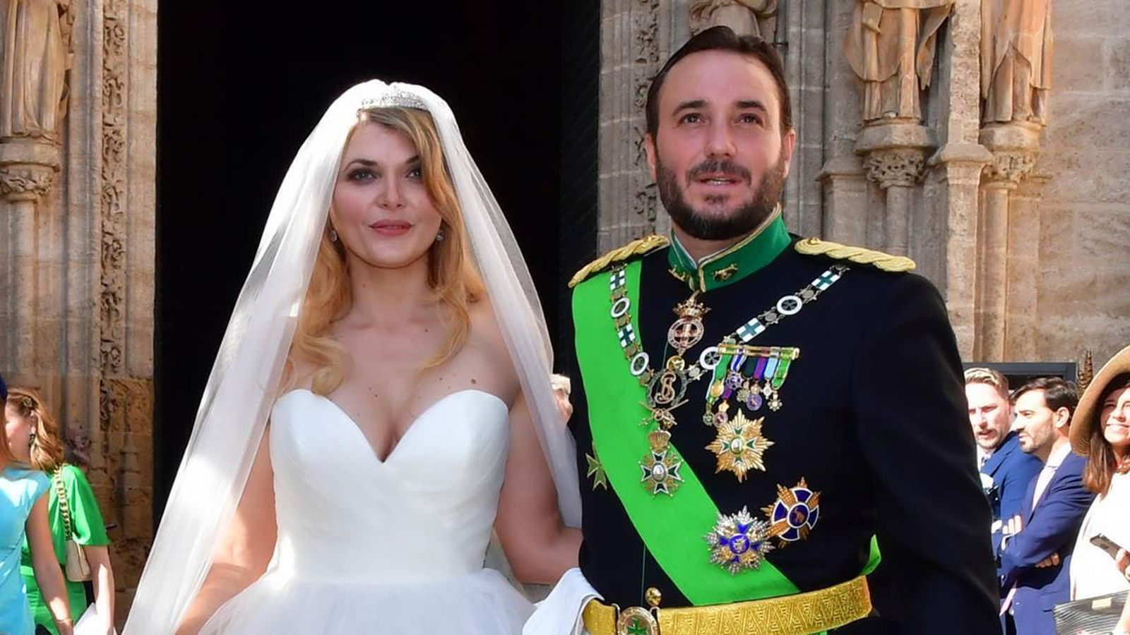 Los contrayentes  Sophie Elizabeth Karoly y Francisco de Borbón