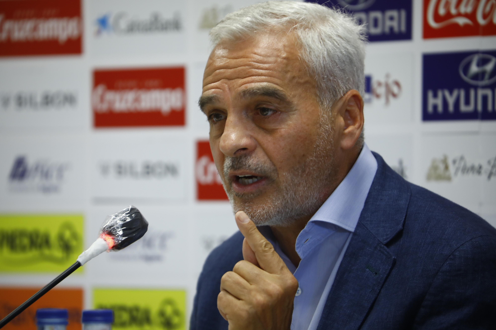 Las imágenes de la despedida de Miguel Valenzuela del Córdoba CF