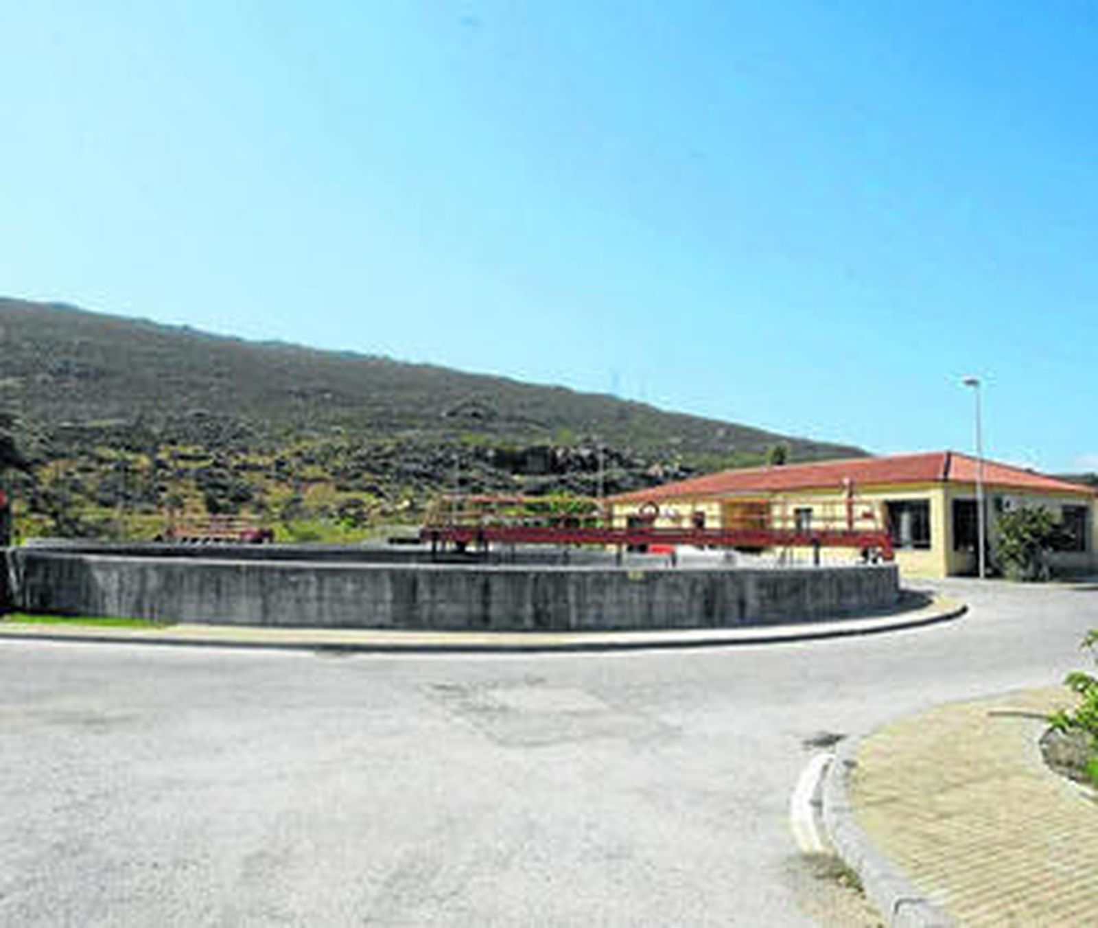 Imagen de la estación depuradora de aguas.