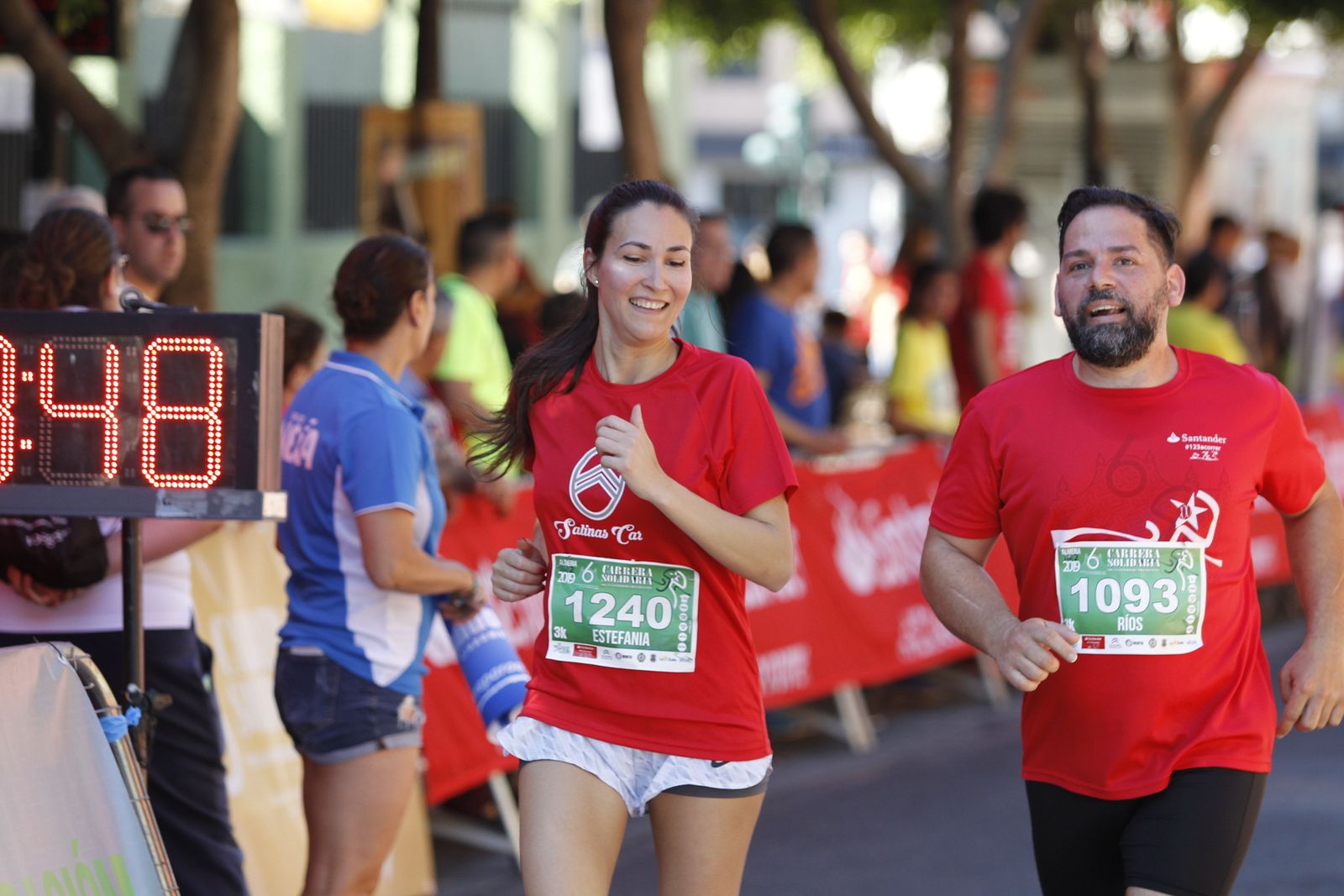 Fotogalería carrera atletismo popular enfermedades poco frecuentes. La Salle Almería