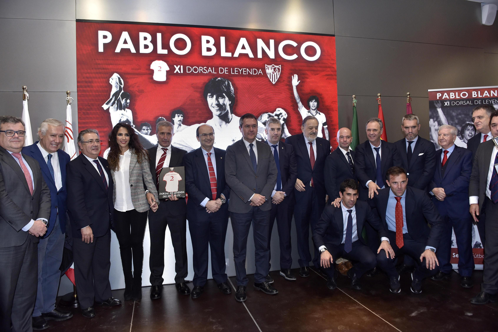 Las imágenes de la entrega del Dorsal del Leyenda a Pablo Blanco