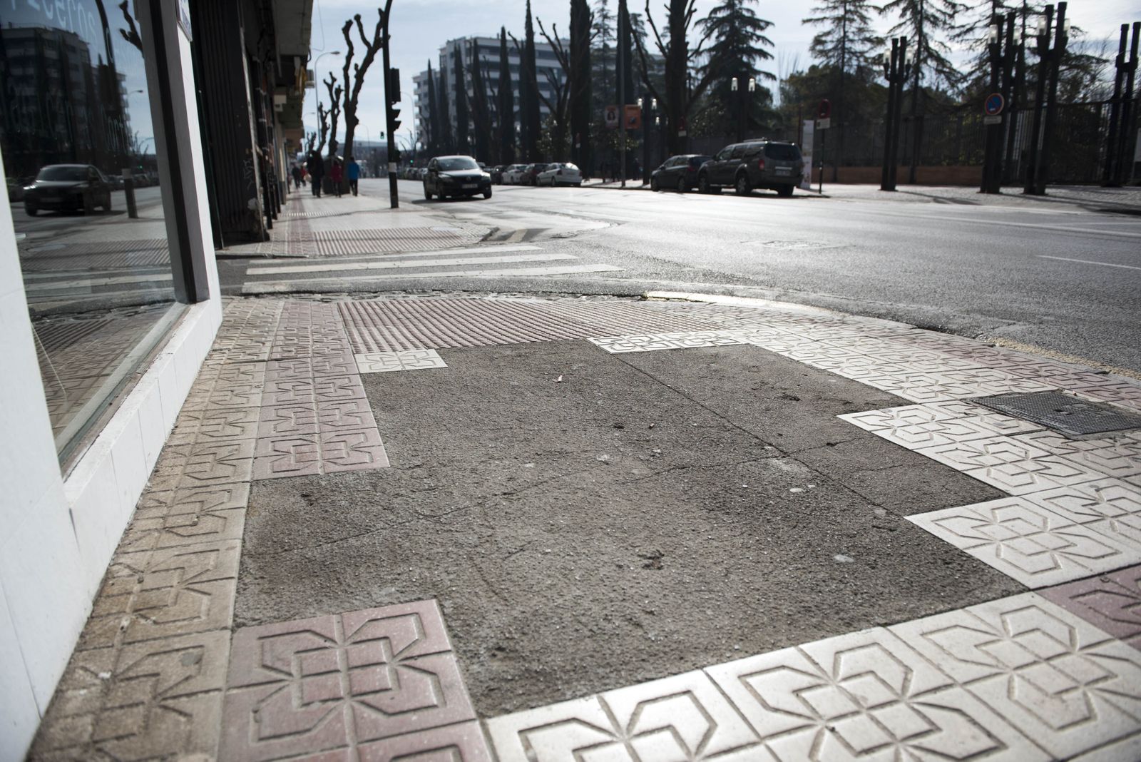 Este contrato asume las obras de esta zona de la calle Arabial de Granada